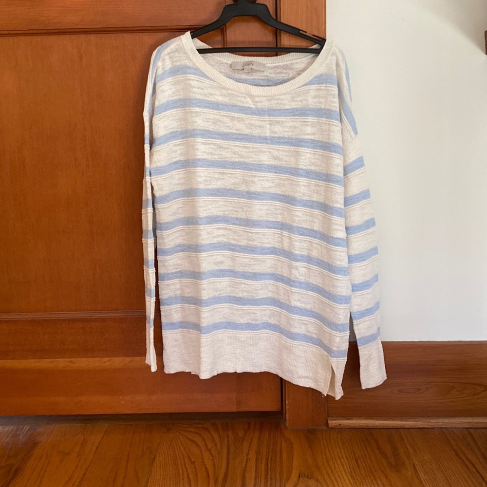 Sweater type top